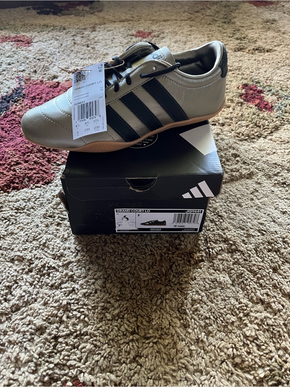 adidas Men’s/women Grand Court Lo Sneakers - Beige with Black Stripes